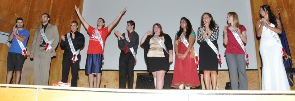 Students Battle for Homecoming King and Queen Crowns