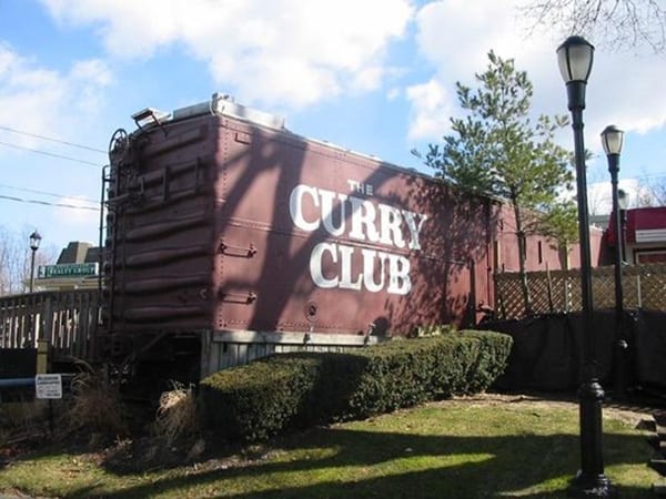 The Curry Club is located on 25A near the train tracks, a convenient location for students. (KUNAL KAMANIA)