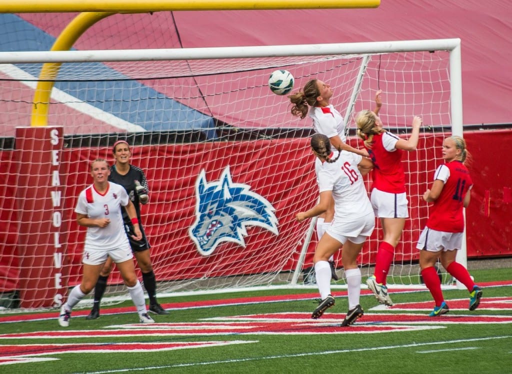 Women’s Soccer shuts out Fairfield, 2-0