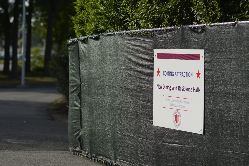 Construction on new dorm building on John S. Toll Drive at Stony Brook University began in June. The new housing will add 759 beds to accommodate more students. (HEATHER KHALIFA / THE STATESMAN)