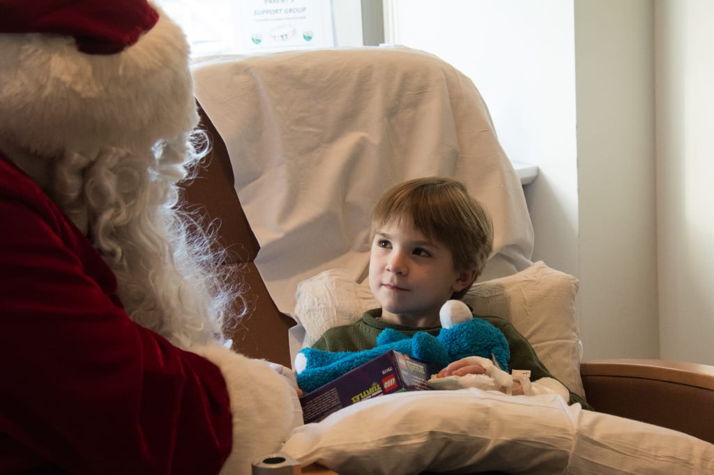 Stony Brook Childrens Hospital Hosts a Week of Holiday Cheer