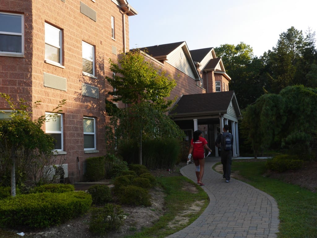 The Stony Brook housing at Dowling College in Brookhaven has a bad history of student satisfaction, including Wi-Fi problems, long bus rides and lack of food availability.
KRYSTEN MASSA/THE STATESMAN
