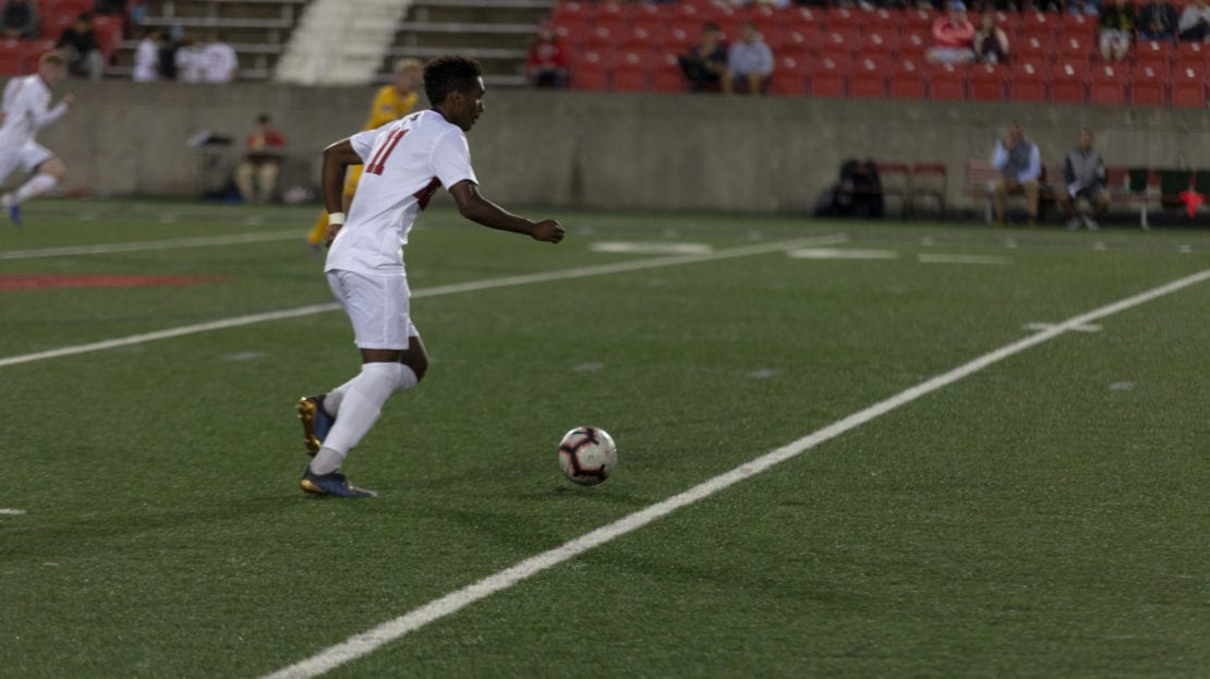 Stony Brook men’s soccer splits midweek contests, earns first victory of season