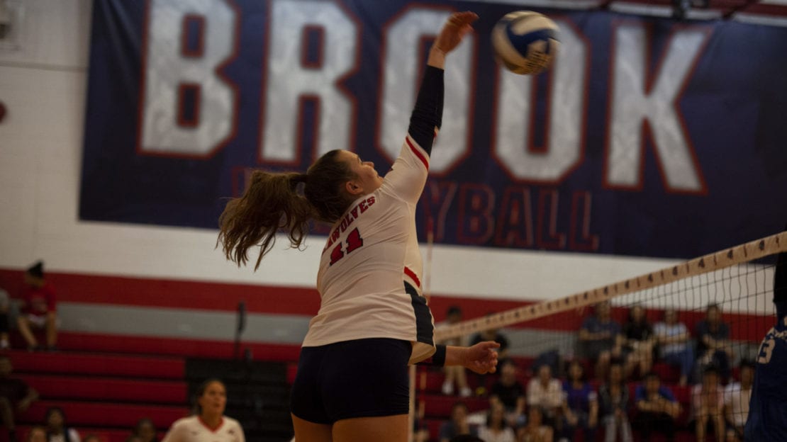 Stony Brook womens volleyball wins one of three at Seminole Invitational