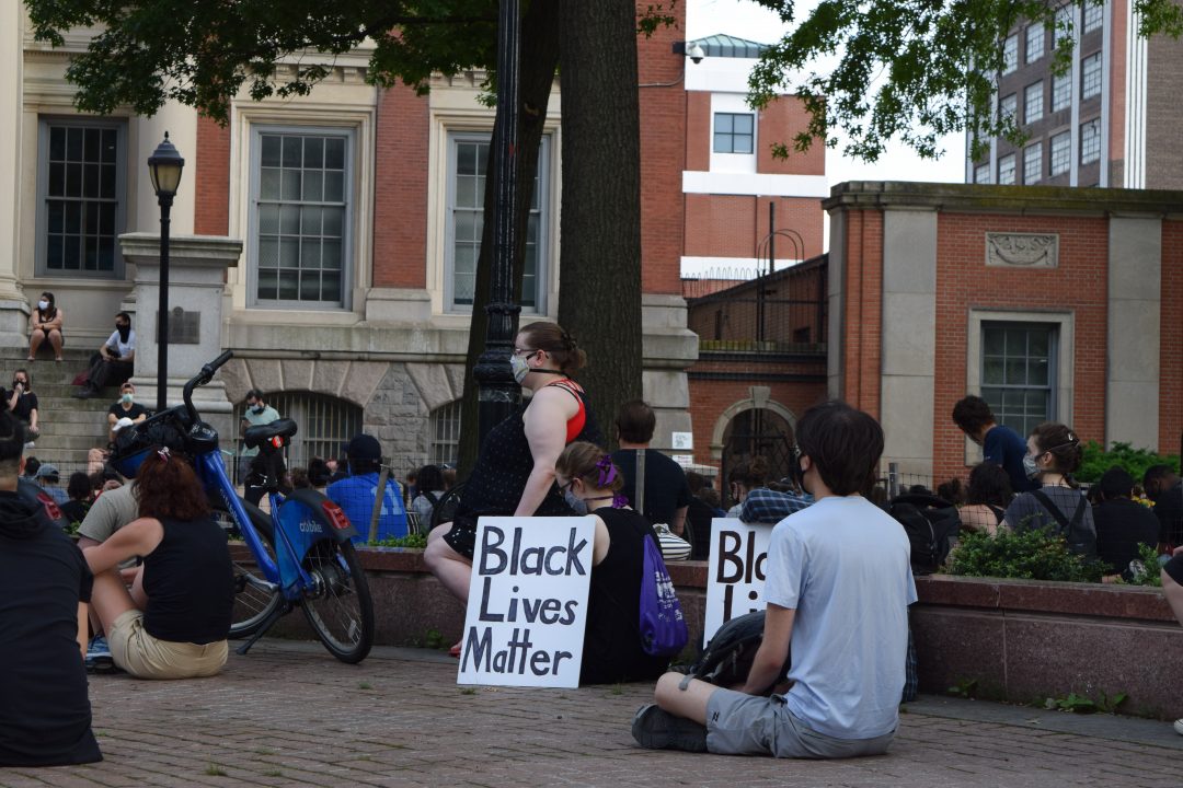 Protesters sit and kneel in front fo the Long Island City Courthouse on June 6. It was one of many nationwide protests in support of the Black Lives Matter movement. RABIA GURSOY/THE STATESMAN