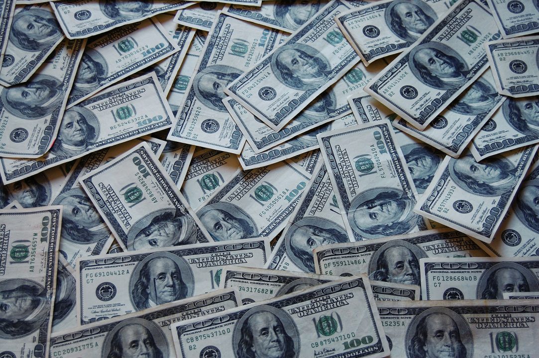 A pile of money. JERICHO/WIKIMEDIA COMMONS  VIA CC BY-SA 3.0