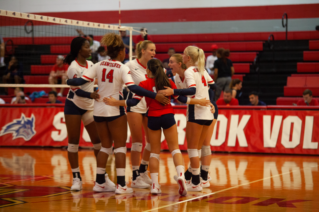 Stony Brook Universitys volleyball team in a game in the fall of 2019. EMMA HARRIS