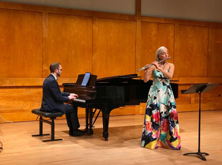 Carol Wincenc performing in the Staller Center on GRACE HUANG/THE STATESMAN
