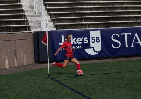 Maracina’s game-winner gives Stony Brook women’s soccer team a huge three points