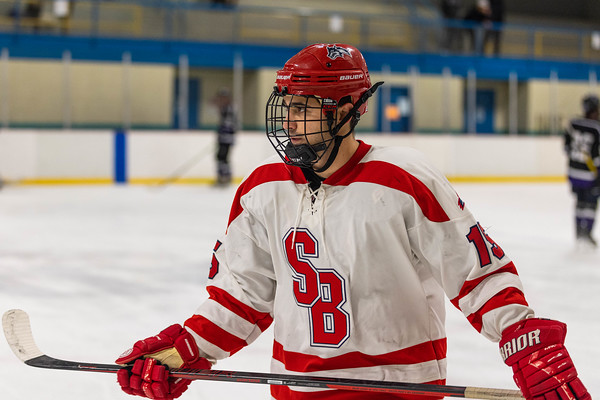 Center Jesse Edwards in a game against NYU on Saturday, Oct. 8. The Stony Brook club hockey team stayed undefeated with a series sweep at No. 21 Davenport over the weekend. PHOTO COURTESY OF AZTEKPHOTOS