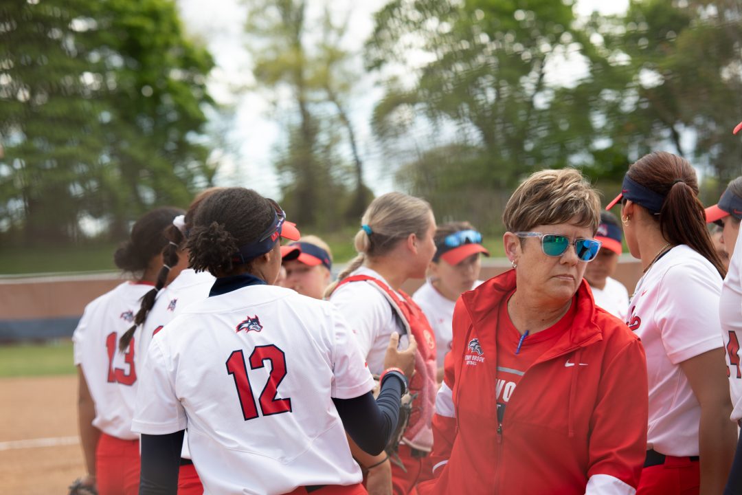 The Stony Brook softball team breaks its huddle before a game against Monmouth on Friday, May 5. The Seawolves will play the Hofstra Pride in the second round of the 2023 CAA softball tournament. BRITTNEY DIETZ/THE STATESMAN
