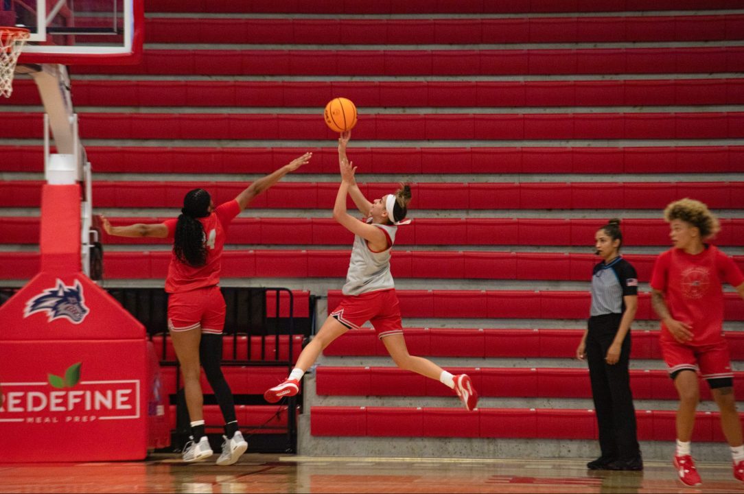 Center Khari Clark (left) defends a shot from shooting guard Zaida Gonzalez (center) while fellow shooting guard Victoria Keenan (right) looks on. The three are all transfers who have deepened the Stony Brook womens basketball team with their arrivals. BRITTNEY DIETZ/THE STATESMAN