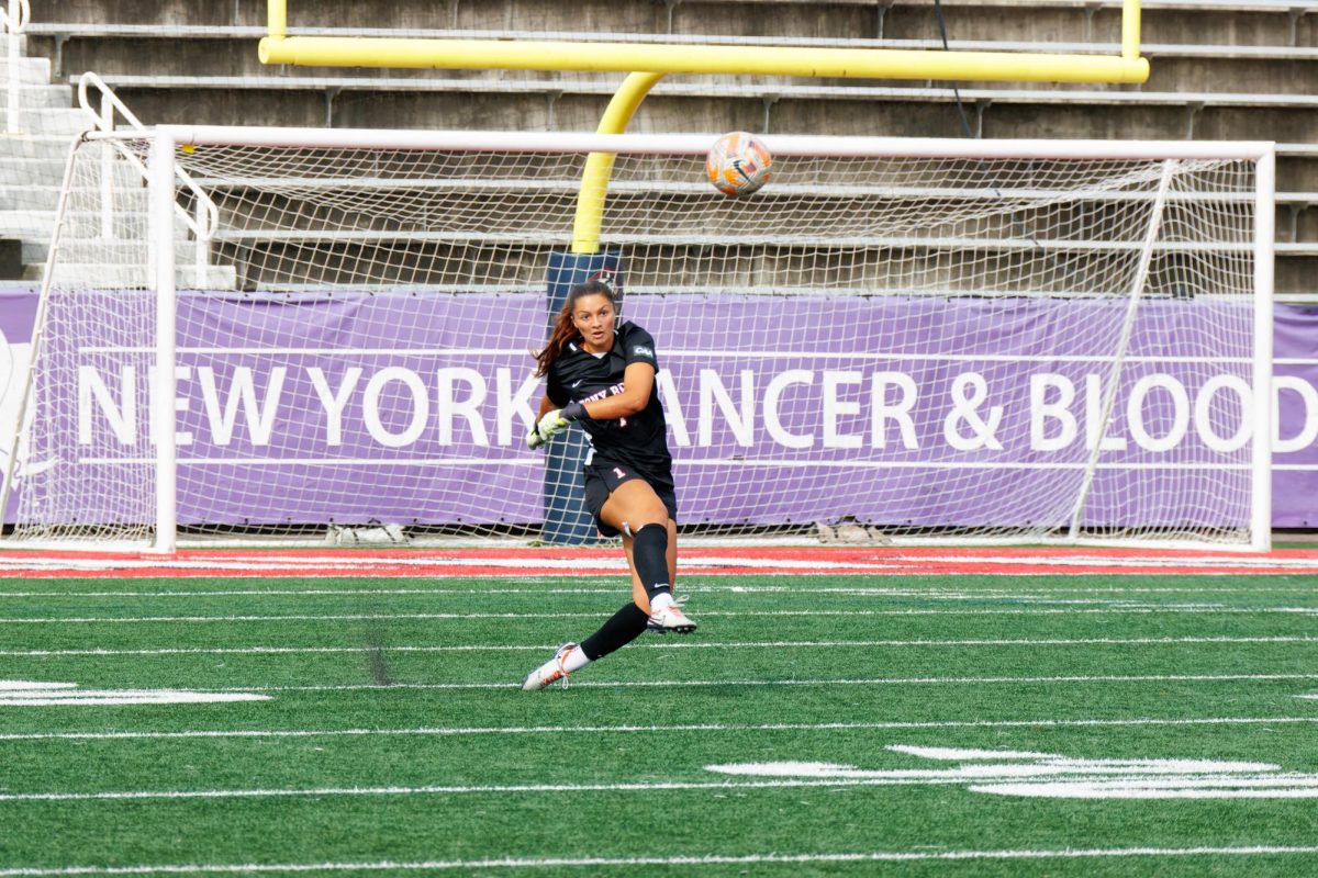 Goalkeeper Nicolette Pasquarella launches a goal kick on Sept. 17 against Hofstra. Pasquarella has become one of the Coastal Athletic Associations elite goalies. STANLEY ZHENG/THE STATESMAN