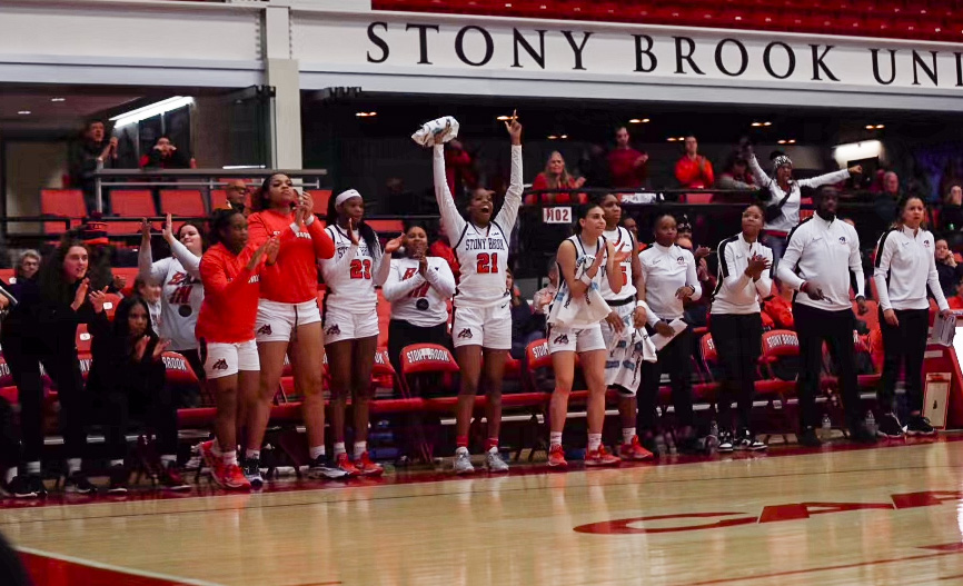 The Stony Brook womens basketball teams bench celebrates a score against Charleston on Friday, Jan. 19. The Seawolves will take their 10-game winning streak with them to North Carolina to take on Campbell tomorrow. ANGELINA LIVIGNI/THE STATESMAN