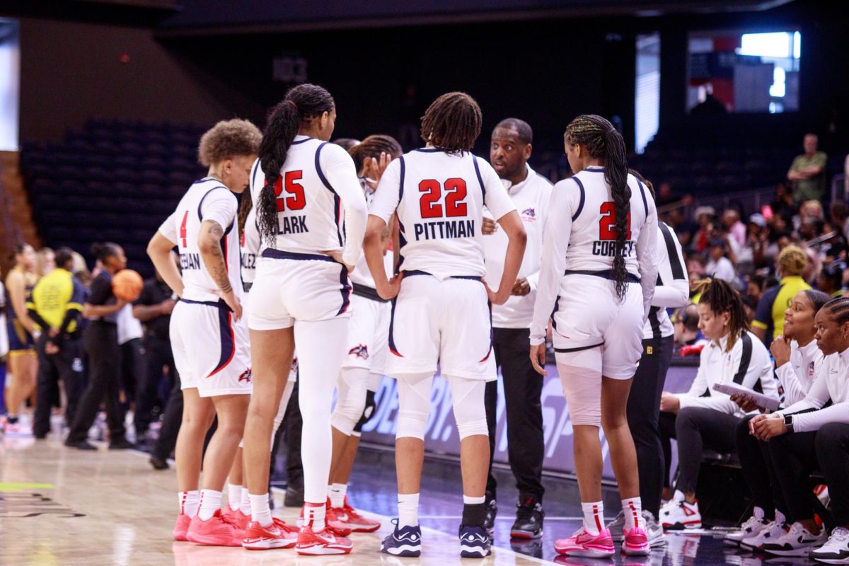 The Stony Brook womens basketball teams top players huddle during a timeout against Drexel on Sunday, March 17. The Seawolves will take on Illinois on Sunday in the Womens Basketball Inviation Tournament. ANGELINA LIVIGNI/THE STATESMAN