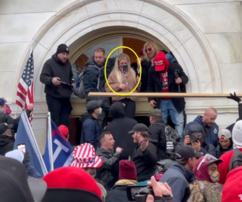 Stony Brook University alumna Isabella DeLuca seen participating in the Jan. 6 riot. DeLuca is currently in custody for her involvement. // PHOTO COURTESY OF OPEN-SOURCE VIDEO